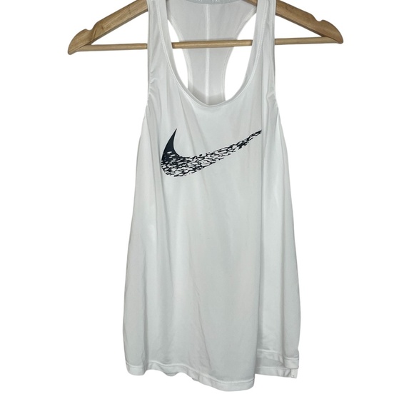 White Nike Swoosh Run Tank - Picture 4 of 12